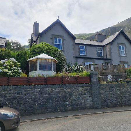 Villa 4Br Sea View Escape-Near Snowdonia& Coastal Trails Penmaen-mawr Exterior foto